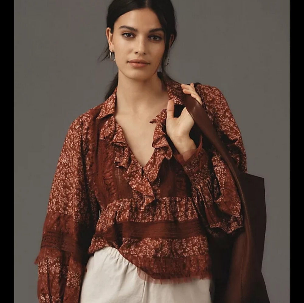 By Anthropologie Ruffled V Neck Floral Popover Blouse Lace Trim Size XS